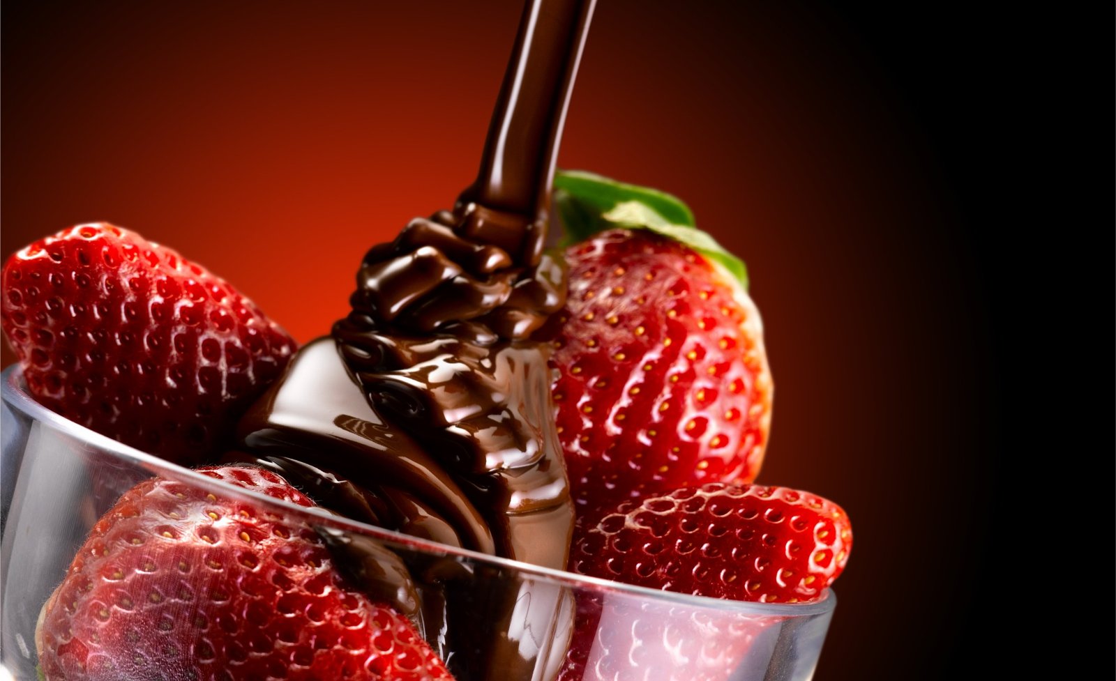 chocolate-strawberries
